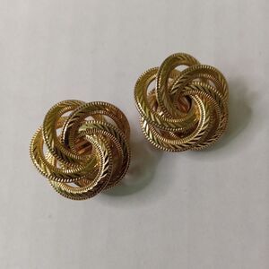 Vtg goldtone Clip On Earrings FLAWED- heavy rust tarnish and debris